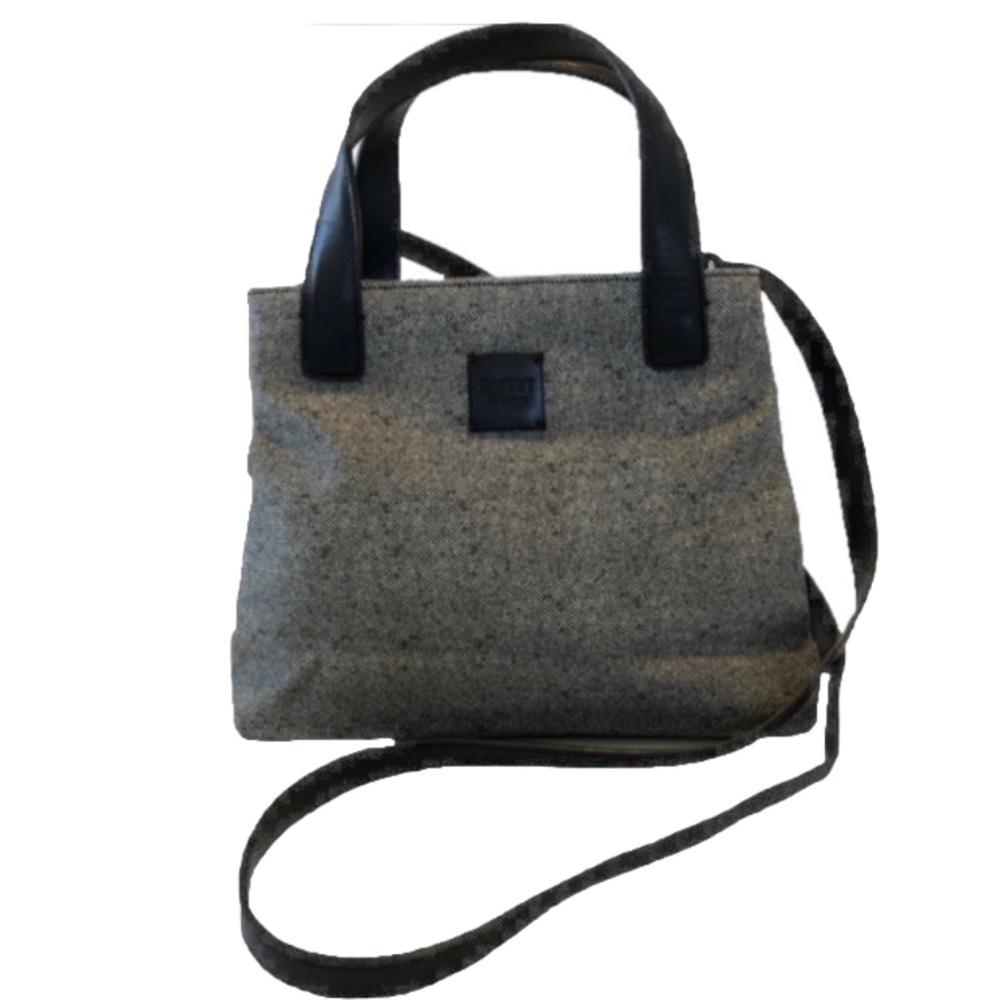 Esprit de corp black and white handbag with removable crossbody strap